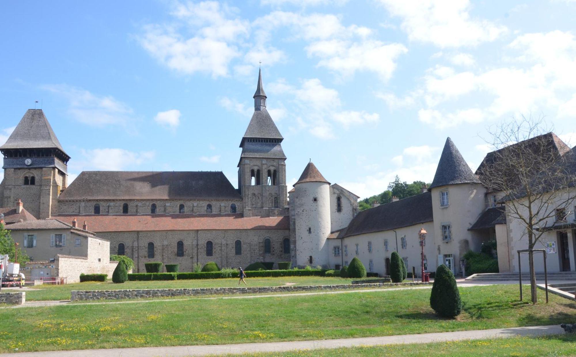 Studio "Au Bord De L'Eau" 2 Chambon-sur-Voueize Exterior foto